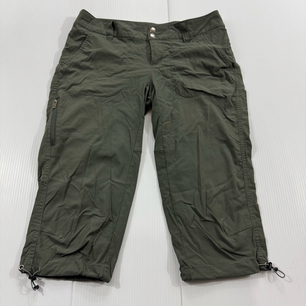 528. Women’s Columbia Sage Green Cropped Cargo Pants (6)